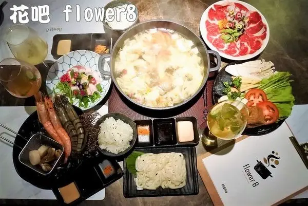 【台中西屯區】誰說吃火鍋不能優雅?台中首家香草花火鍋結合台灣茶與餐酒在此『花吧 flower8』
