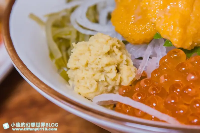 五漁村丼飯屋/味噌湯和醋飯無限量續點絕對能吃飽/海鮮丼直接給妳七種生魚片超划算/內湖美食推薦