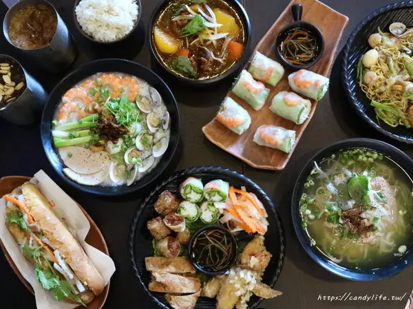 台中美食│越南王-公益店〃平價越南料理，來自越南媳婦的道地美味～        
      