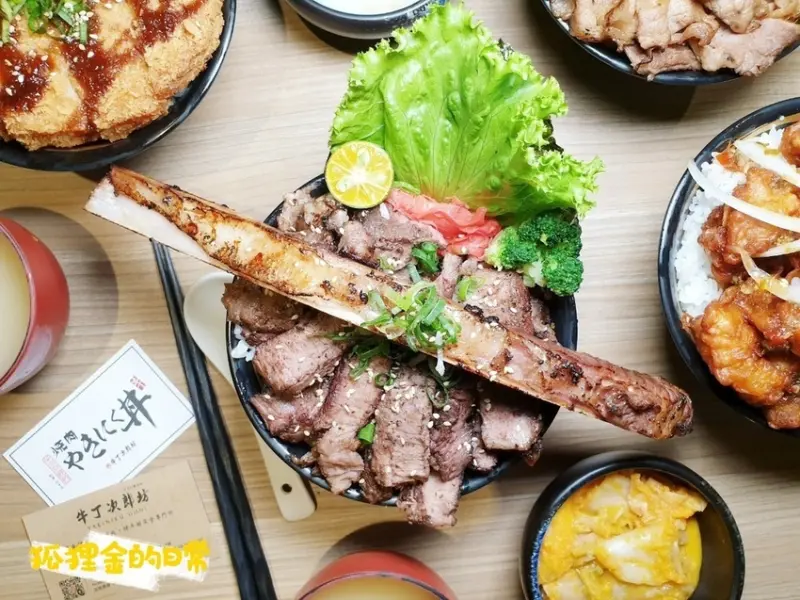 台中美食 │ 牛丁次郎坊 逢甲支店 深夜裡的和魂燒肉丼 肉控必點戰斧牛排丼 隱身逢甲夜市巷內人氣丼飯店