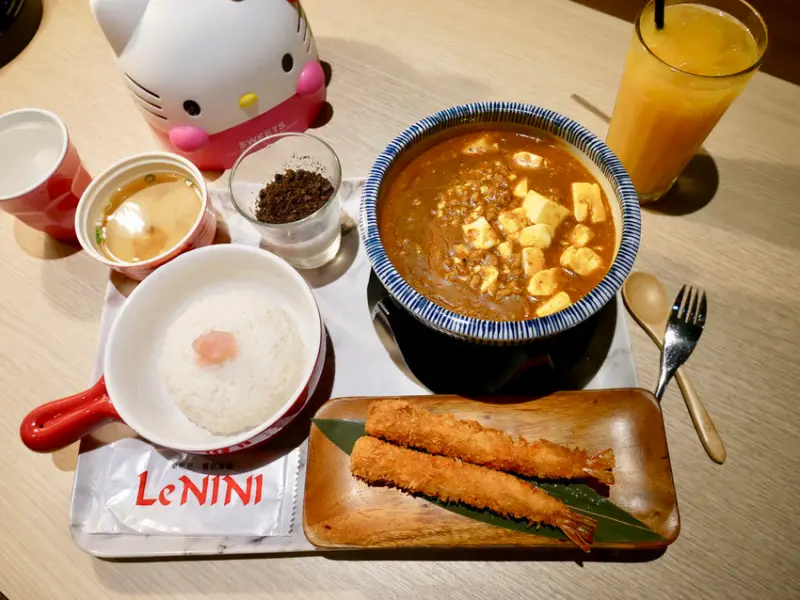 [台北松山] 大人小孩都會喜歡的樂の神仙咖喱 / HELLO KITTY作陪太可愛