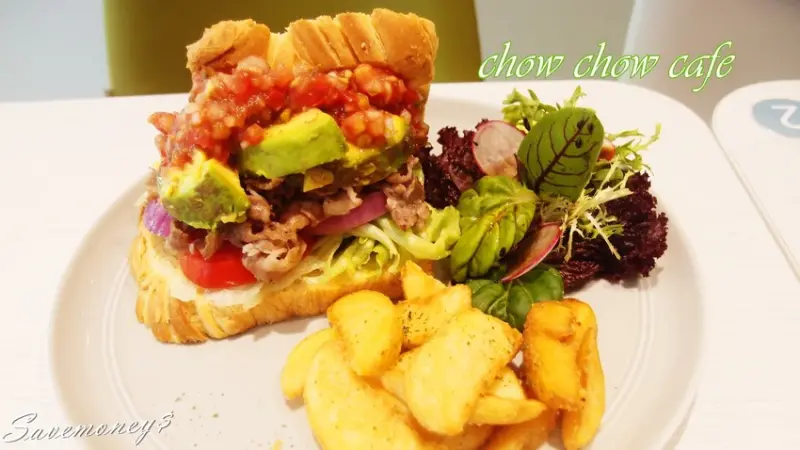 台中美食｜Chow Chow Cafe新開幕很多正妹的輕食咖啡廳 - 達人Emily的播報台
