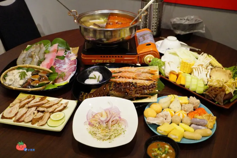 【新莊火鍋】David豆腐沙嗲麻辣鍋 小農有機蔬菜 鍋底免費加 主廚私房料理 單點式可外帶