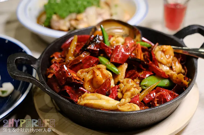 開飯川食堂|秀泰文心吃川菜就選這間啦！台中南屯新地標，看完電影直接約來這裡吃飯吧～ @強生與小吠的Hyper人蔘~