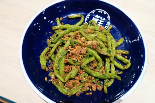 開飯啦！開飯川食堂！台中秀泰生活文心店 - ㄚ綾綾單眼皮大眼睛