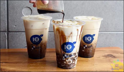 台中療癒系飲料。拾覺。牛奶糖珍奶拿鐵喚起童年美好回憶        
      