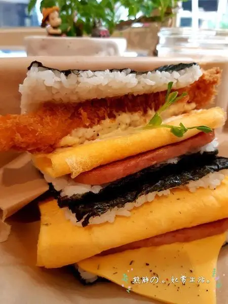 【台中】日式手作朝食飯糰樂米屋整支炸蝦令人食指大動