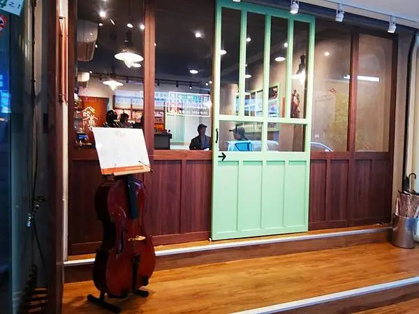 【天母美食】餃當家 - 南台灣眷村風格麵食水餃館｜士林美食｜文青餐廳｜天母餐廳｜芝山站美食