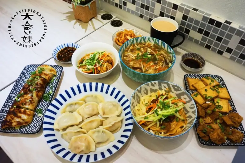 [食記♥台北芝山站]餃當家-天母平民美食、有牛肉捲餅、水餃、等各式麵點（內有餃當家MENU）