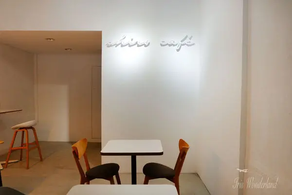 【食記】台北・大安｜Shiro café 白咖啡・白色控必來！每日限量可麗露和肉桂捲｜大安區咖啡廳、台北咖啡廳（已更新部分資訊）