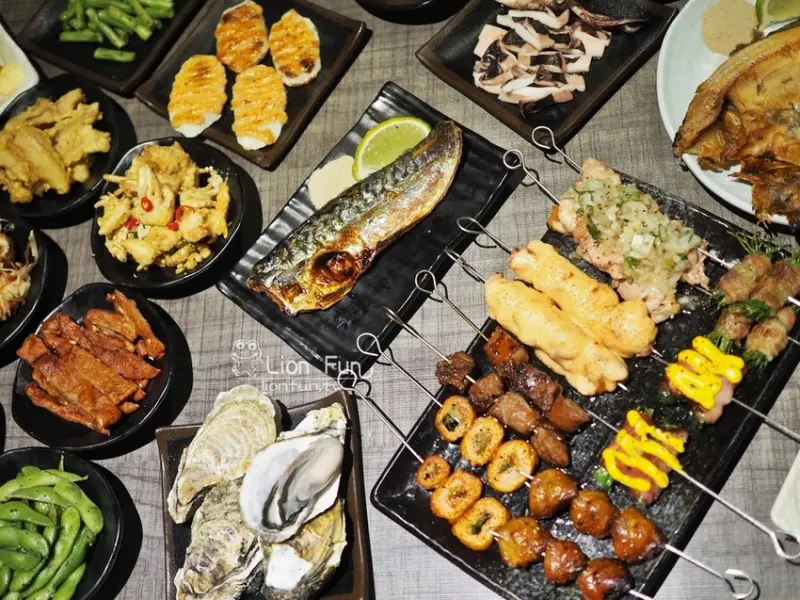 台北串燒推薦｜串燒殿－西門。串燒烤物吃到只要499/699元，多達六十種菜色！西門町居酒屋