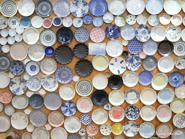 台中餐具批發│讓人買到失心瘋的僑俐瓷器來台中啦！價格超優惠，還有超美陶瓷牆，豐原IG打卡景點～        
      