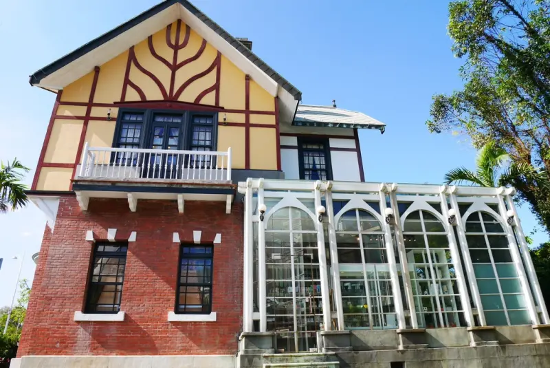 【台北圓山站 | 景點】凝結舊日英式優雅歲月的童話洋樓♦台北故事館