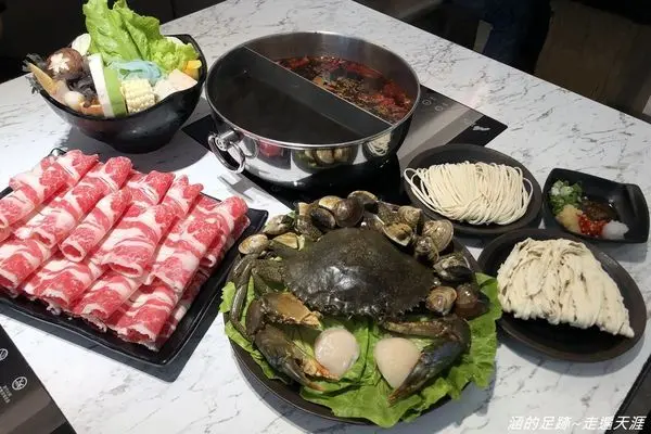 [鍋物] 新北中和火鍋 - 金鍋盃 (中和店) ~ 新鮮活大沙母的鮮美滋味，讓人難忘!