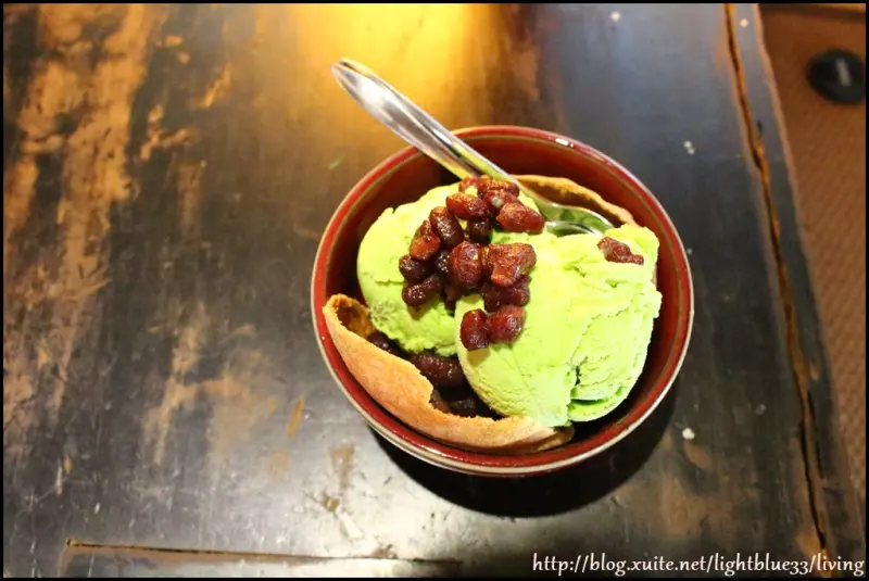 台南景點+美食：一次網羅三種風格的景點～歐式公會堂+中式吳園藝文館+日式十八卯茶屋吃椪餅冰淇淋