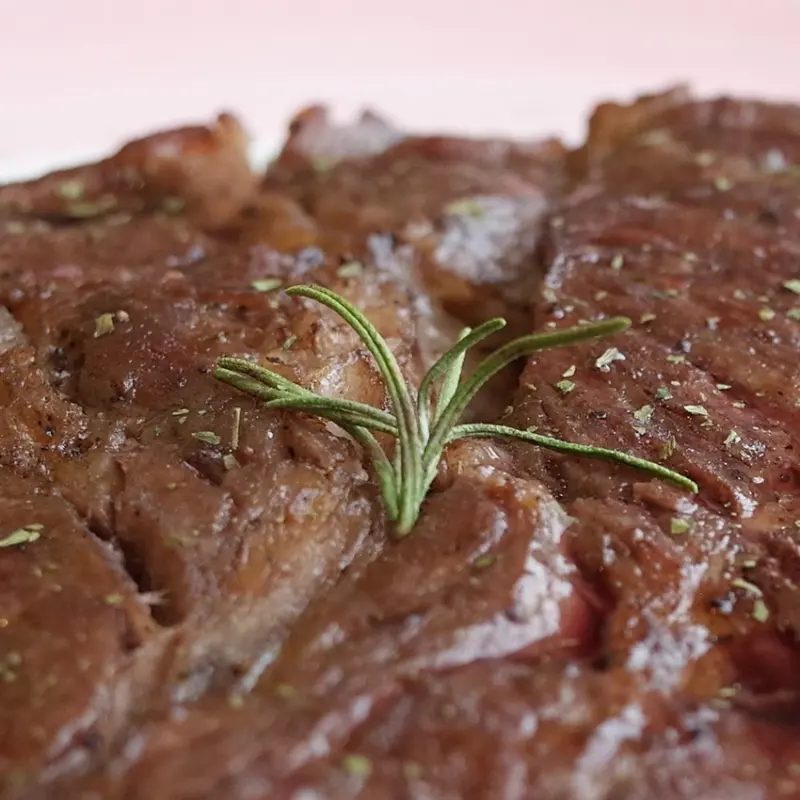 【好食分享】苗栗頭份 近尚順廣場，親子玻璃餐廳 平價超大牛排 餓勢力pasta，義大利麵、焗烤、排餐、炸物