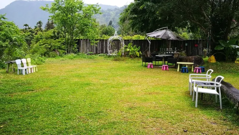 ※寵物友善餐廳※南投魚池九樹森林創意窯烤批薩★小精靈胡扯蛋★2018.04.12