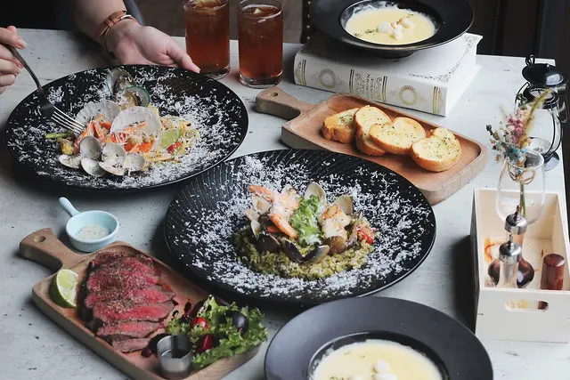 台中美食｜Mr. Lazy 慵懶先生廚房Brunch&Dinner-多樣化餐點任你選擇，精緻調酒超吸睛