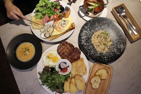 台中美食｜Mr. Lazy 慵懶先生廚房Brunch&Dinner-台中聚會首選，用餐不限時附獨立停車場