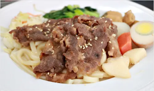 【高雄】叉子日本讚岐烏龍麵‧不顯眼的家庭式料理 讚岐烏龍麵挺特別