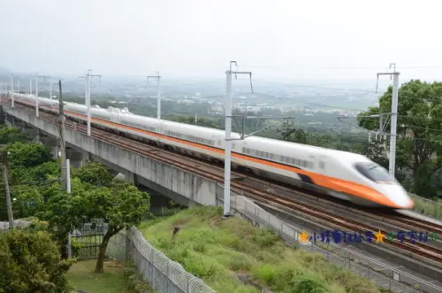 ※寵物友善餐廳※彰化銀河鐵路看高鐵,襪子王觀光工廠,福井食堂,清水休息站★小精靈胡扯蛋★2015.09.27