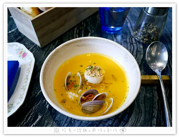 [高雄食記] 雅樂廚苑~高雄無菜單料理、約會餐廳推薦！三種價位套餐共計九道料理！也有素食套餐！不論主餐或副餐都精彩絕倫！