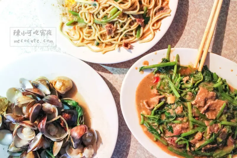 還沒營業就排隊！每天只賣四小時，凌晨一點宵夜美食～士林夜市流氓熱炒