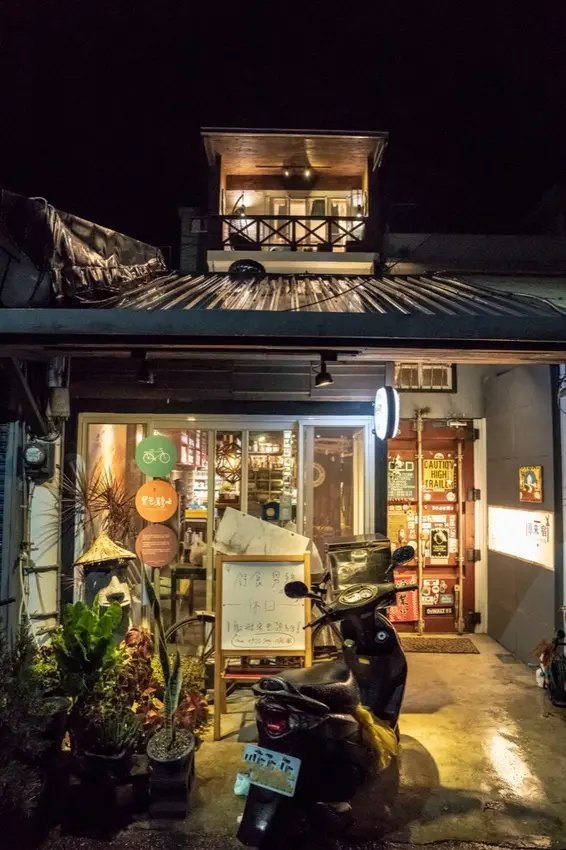 台東池上住宿 原來宿B&B｜文青氣息的木色暖感，唯有親身感受才能體會溫度的完美 · 算命的說我很愛吃