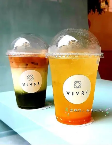 【台中】隱身巷弄的VIVRE琲癮特色茶飲★抹茶拿鐵三漸層不僅漂亮且好喝