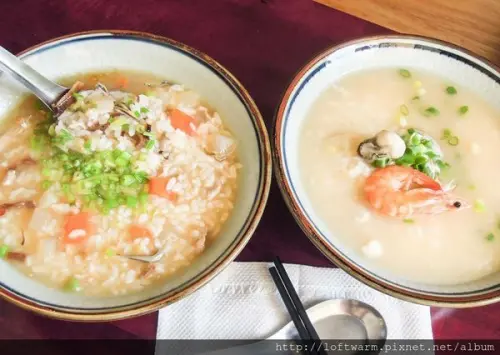 靜子鹹粥 傳承阿嬤手藝多達8種配料的招牌鹹粥 還有薑絲風味的海鮮粥 都是涼風吹拂入秋之後的誘人滋味...