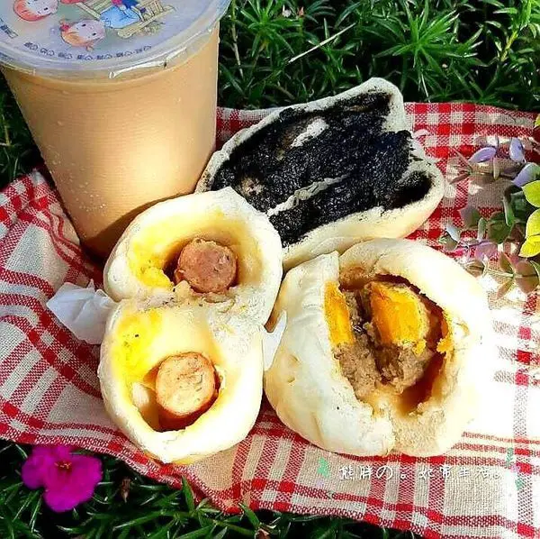 【台中】眾多口味的初包子★傳統加上店家創意，呈現更多不同風味★