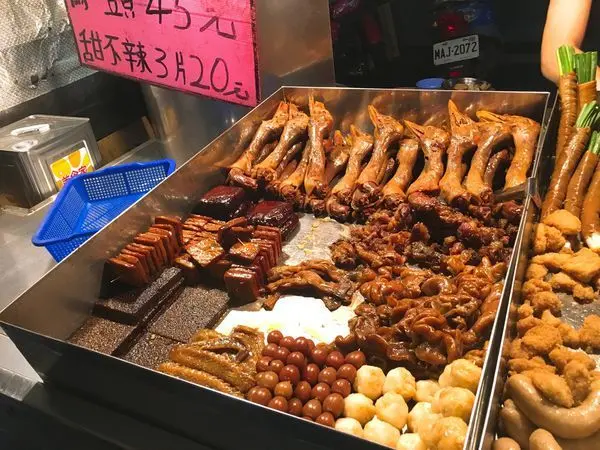新竹北區消夜餐車  彭記東山鴨頭