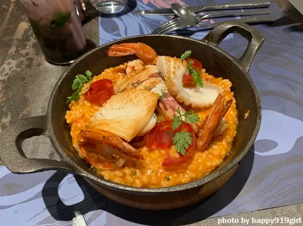 [高雄]The Lookout bistro & bar 眺吧★享受Chill的夜晚~居高臨下的高空景觀餐酒館