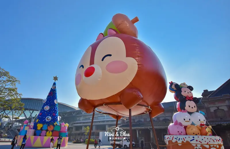 2019台中耶誕夢想世界 | 台中火車站前廣場-台中耶誕節景點，TSUM TSUM、巨型聖誕樹等你來拍照 Nini and Blue 玩樂食記