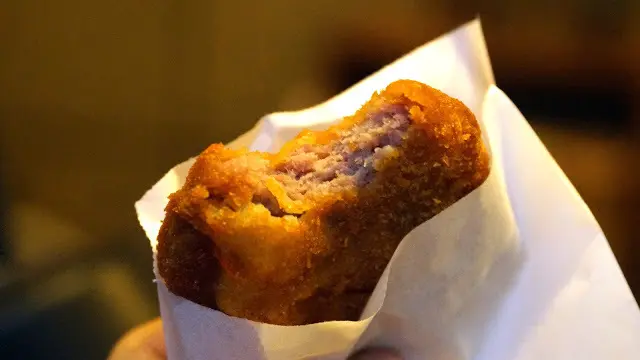 台南美食｜中西區｜熊貓手作炸物店｜使用職人銅鍋料理的散步點心
