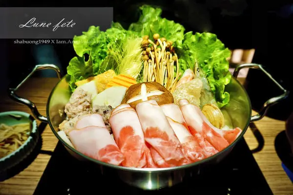 [信義區商業午餐]王鍋屋迷你鍋現煮鍋燒麵 療癒系美食 讓一個人的午餐時光洋溢幸福～午餐吃什麼？快相約王鍋屋！