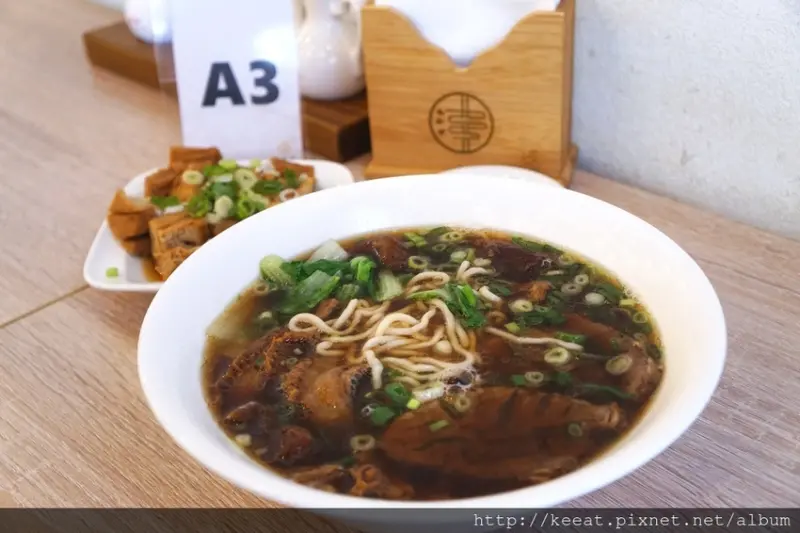 (1+2訪)紅燒搶眼清燉也不錯的得獎牛肉麵-津見坊@捷運芝山站@天母