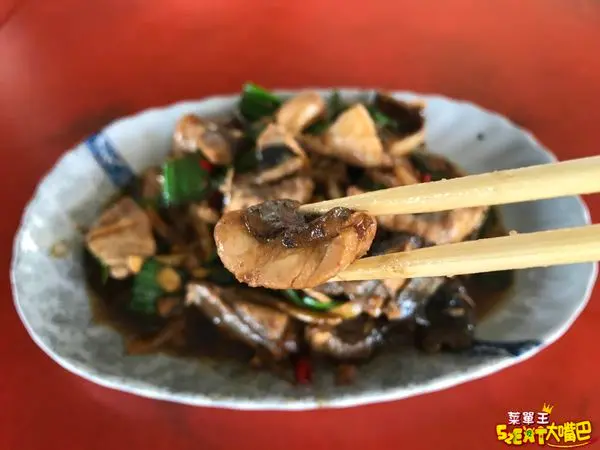 花蓮市漁港美食炒麵魚丸》林記港口魚丸菜單價位大公開！在地人激推超鮮飛虎魚丸湯~推薦炒米粉、鬼頭刀魚丸湯、生魚片。