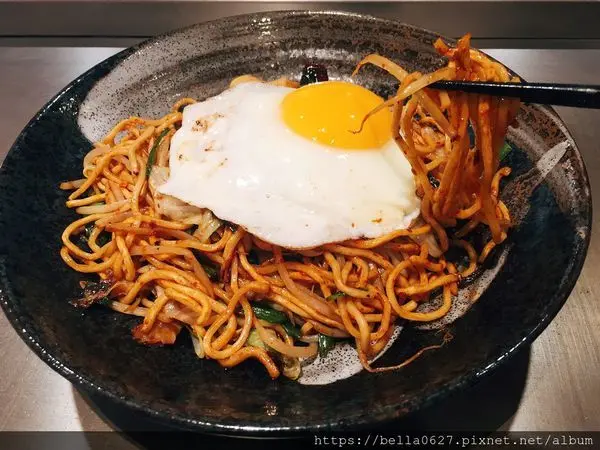 高雄美食2020【千房大阪燒】道地日本海外開的大阪燒分店，桌邊料理服務，讓你邊看邊流口水