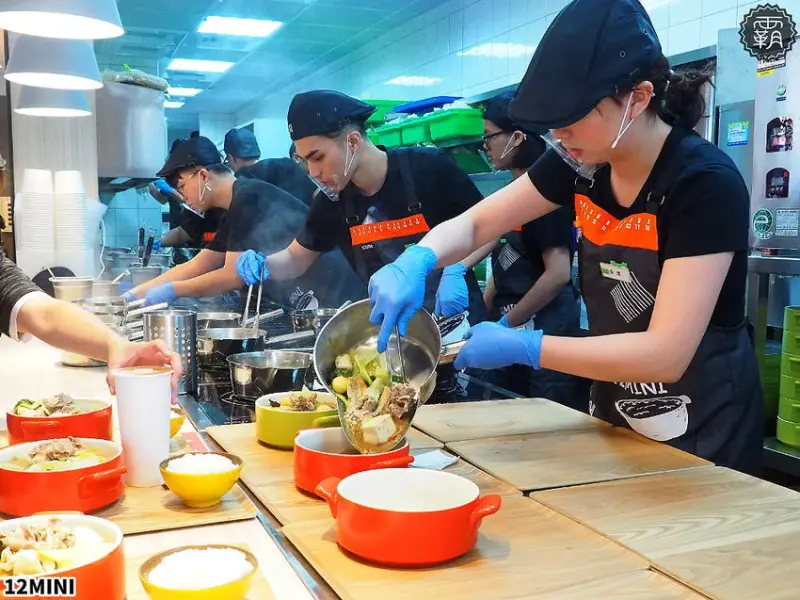 12MINI獨享鍋台中首店，王品石二鍋最新品牌，清新活潑更文青~