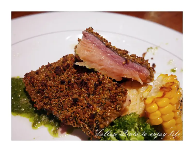 美食║錦來再說 創意料理 │無菜單料理 │在台南也吃的到哦！❤跟著Livia享受人生❤