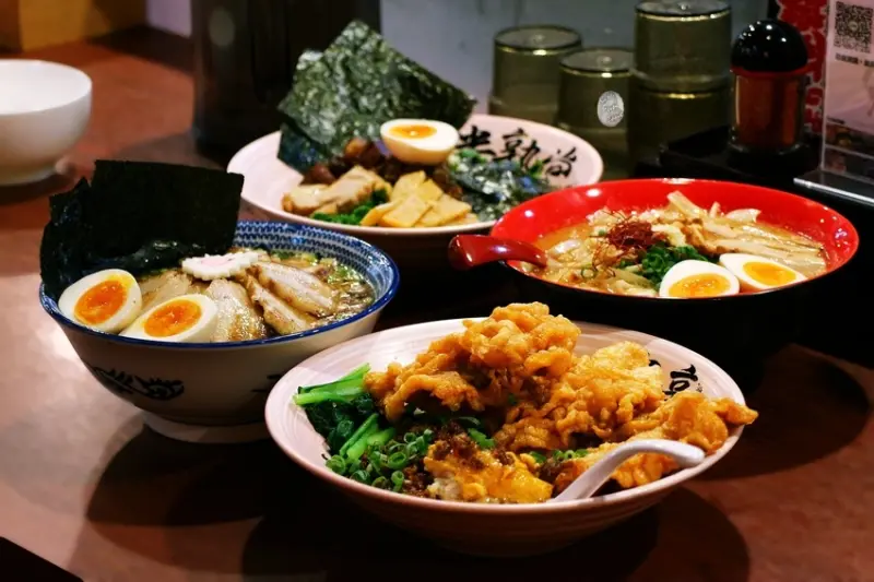 【忠孝復興站】半熟堂- 究極半熟飯＆拉麵｜東區高C/P大份量美食