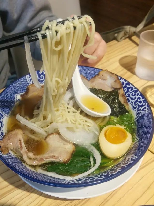 桃園 龜山 雞玉錦拉麵~有飲料吧的清爽雞湯拉麵(林口A8店)