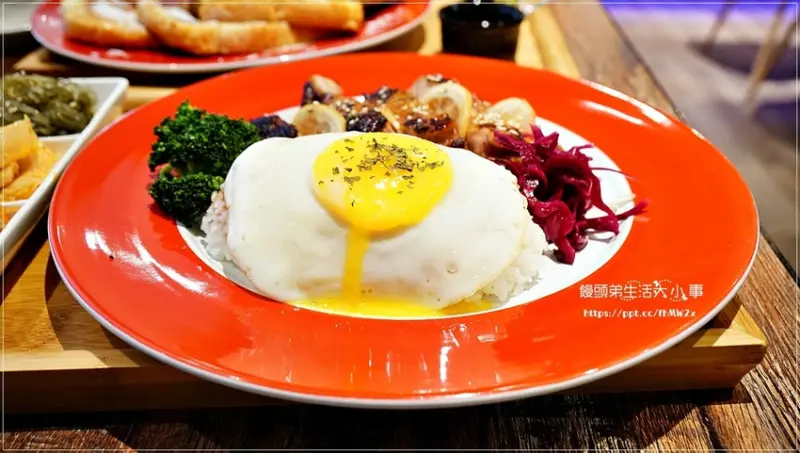 【台北美食】南京三民早午餐／好拾光 Good Moments／巷弄美食／早午餐／義大利麵／飲料／甜點／冠軍咖啡／滴水咖啡／停車超方便