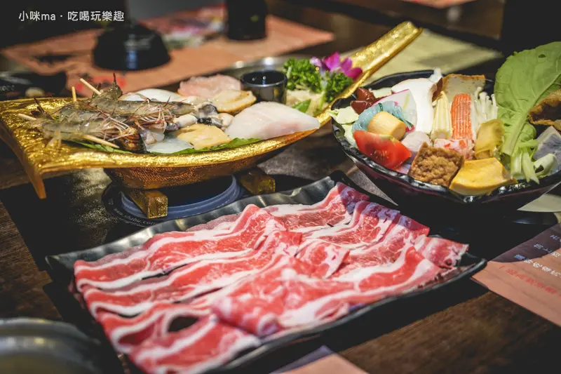 鮮來一鍋 | 飲料、甜點、冰品吃免驚 雙人海陸套餐只要680元。一船就有10種海鮮 天天產地直送。捷運永安市場站 / 新北鍋物