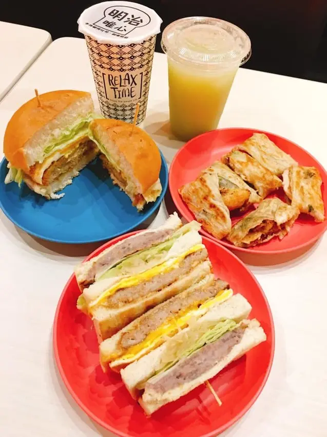 內湖美食/內湖早午餐/寵物餐廳/明治唯心