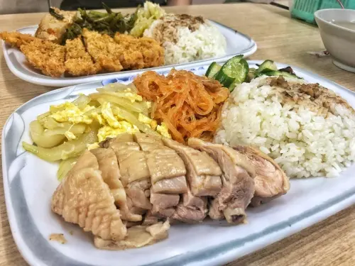 [台南 ‧ 永康區] 崑科大學生最愛的大雅便當店  便宜又好吃高CP 極推紹興醉雞香氣令人陶醉