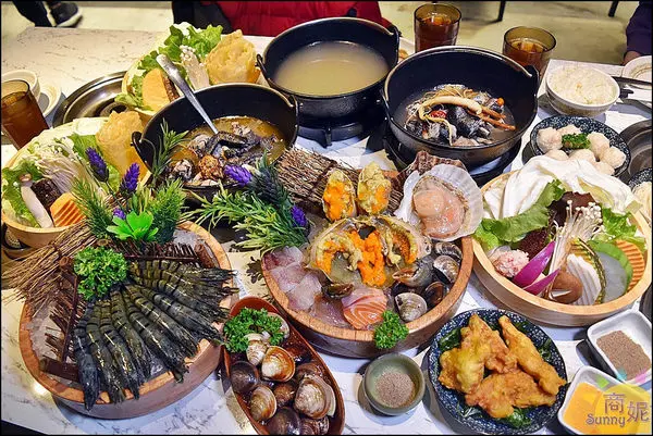 公益路高CP值台式鍋物。源鍋。 紮實澎湃鮮度爆表價位不貴隨便選都好吃        
      