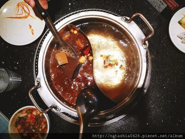 |台灣·台北|馬辣頂級麻辣鴛鴦火鍋·漢口街分店·紅酒白酒無限暢飲