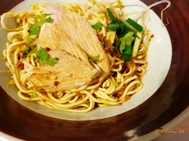 【花蓮小吃】肉片加分的玉里麵/扁食《璞石閣麵餃坊》近玉里橋頭臭豆腐